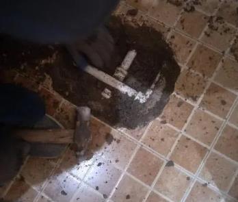 金昌卫生间漏水维修公司为您分享下卫生间渗水如何处理及注意事项